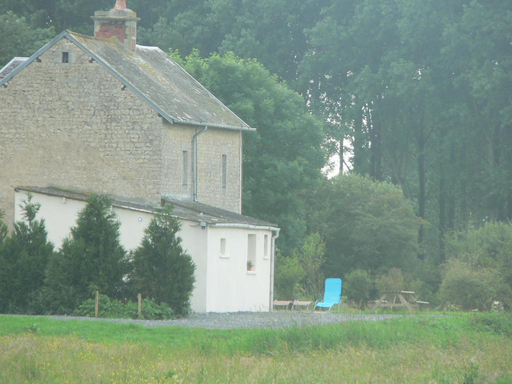 Gite De L'Aure Trevieres Buitenkant foto