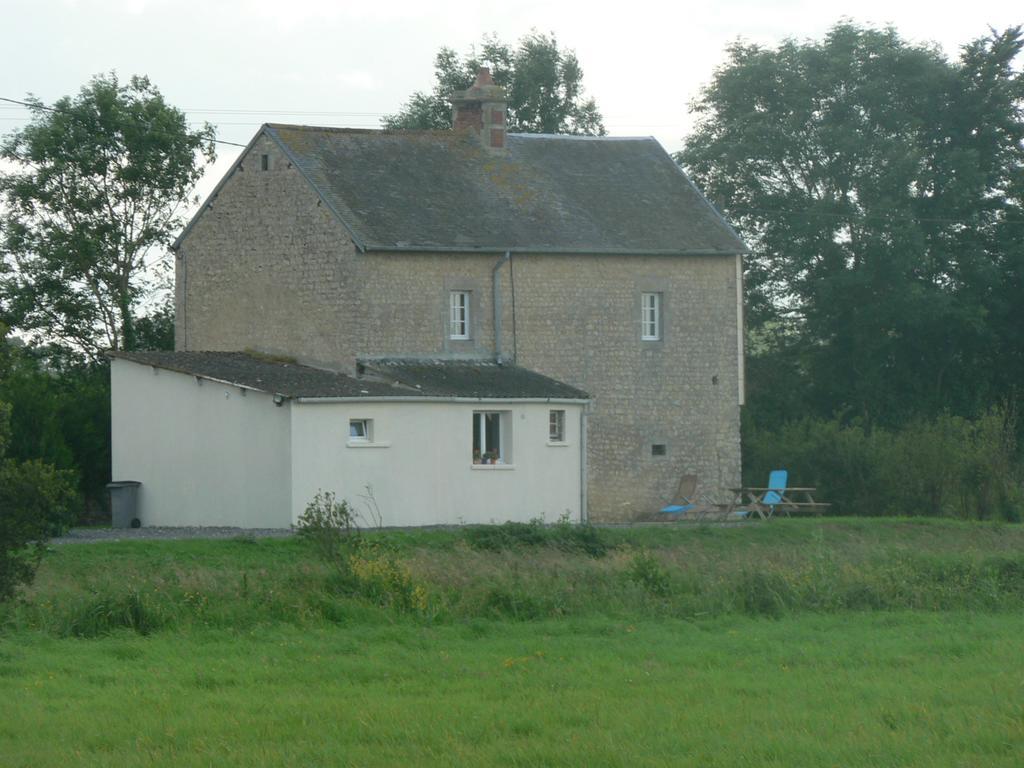 Gite De L'Aure Trevieres Buitenkant foto
