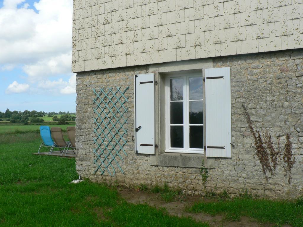 Gite De L'Aure Trevieres Buitenkant foto